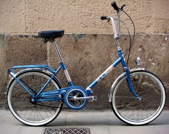 BH-plegable-azul diamundialdelabicicleta peris correduria de seguros