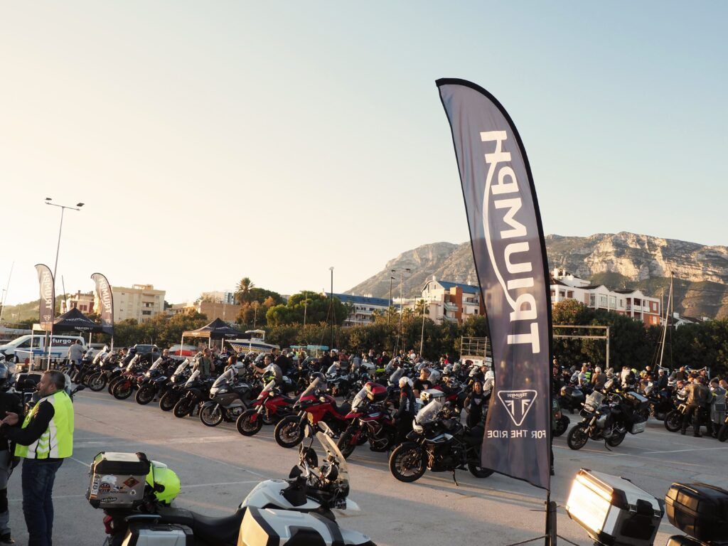 Peris Patrocinador Oficial Triumph: 6ª edición del Coast2Coast